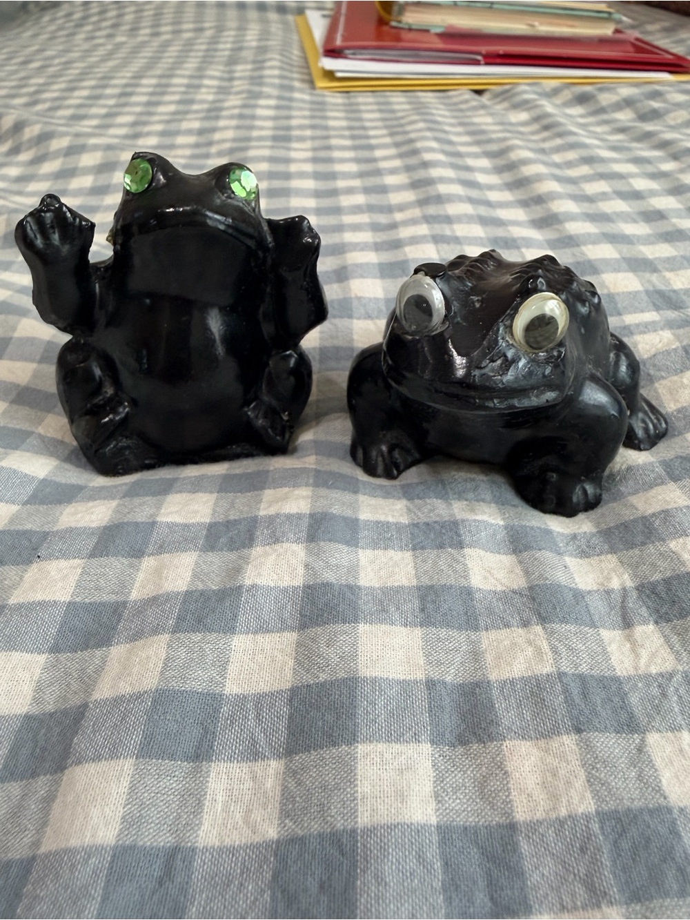 Vintage crafted hard back coal whimsical toads